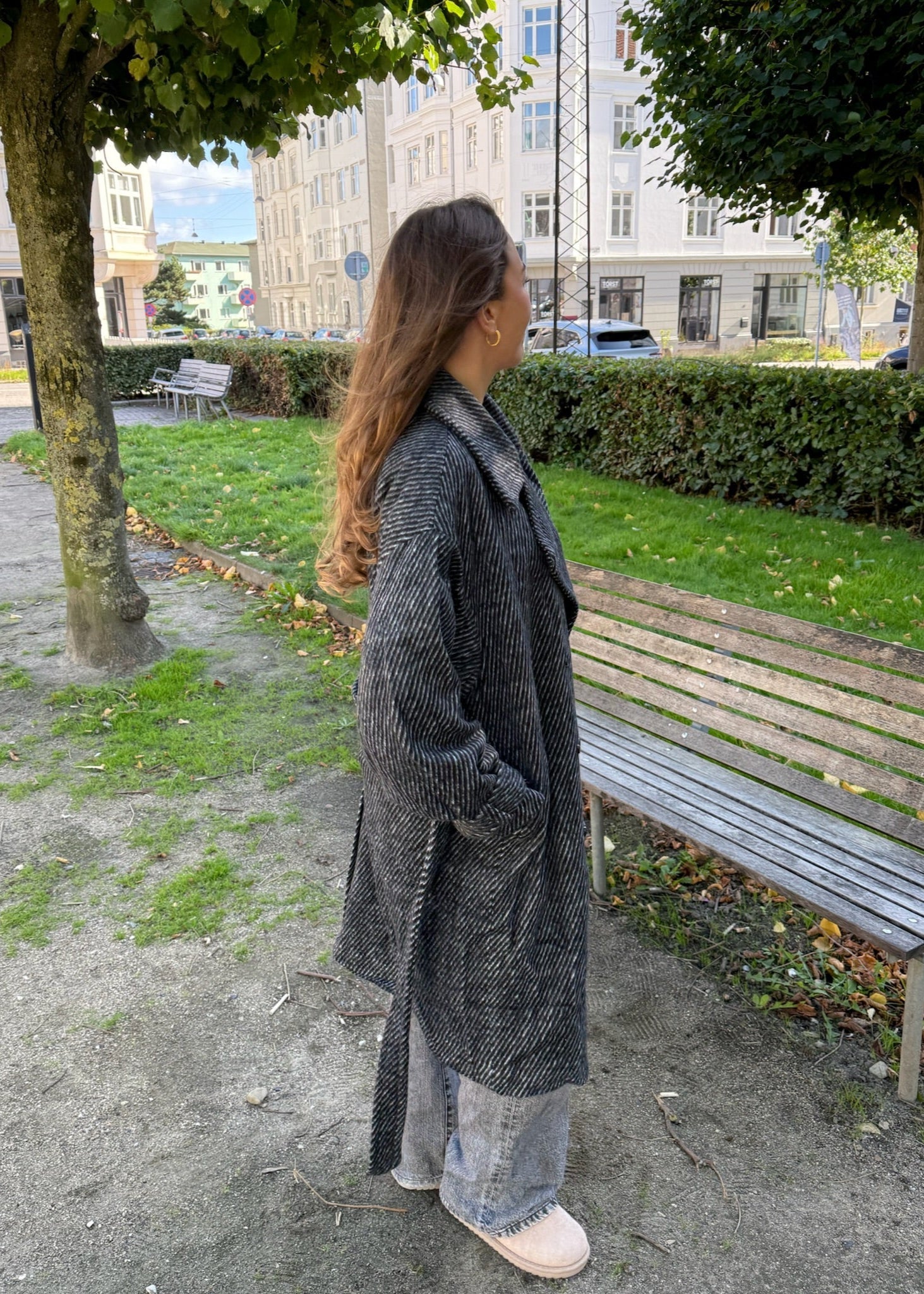 Frida Lang Coat - Sort - ByStenholt.dk