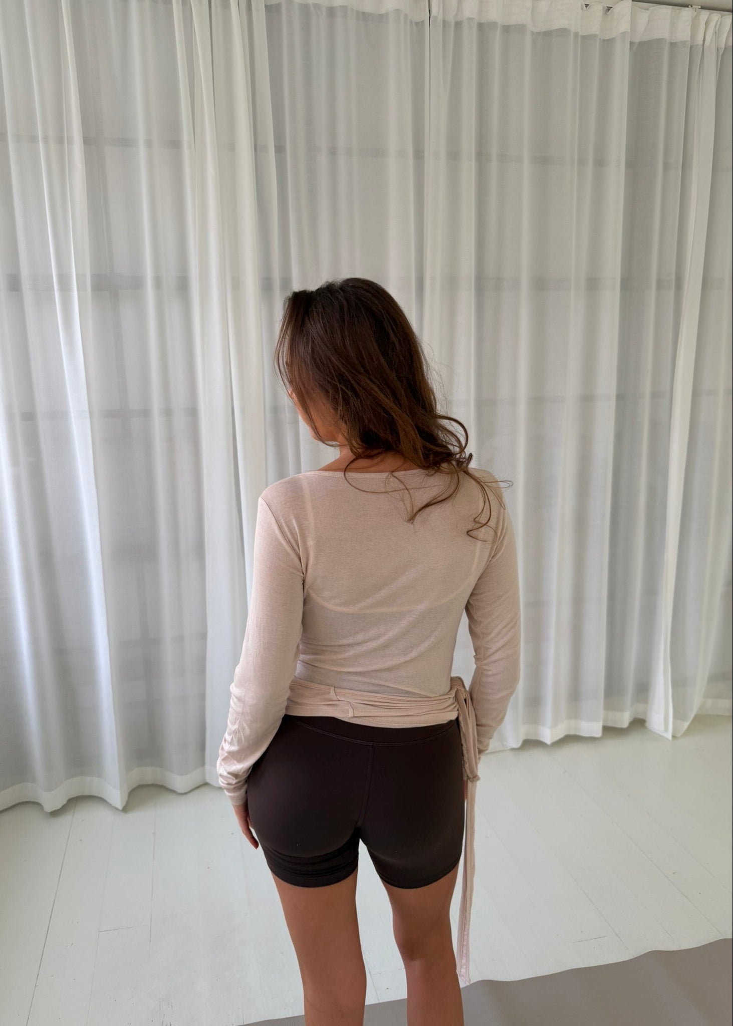 Active Wrap Shorts - Mørkebrun - ByStenholt.dk