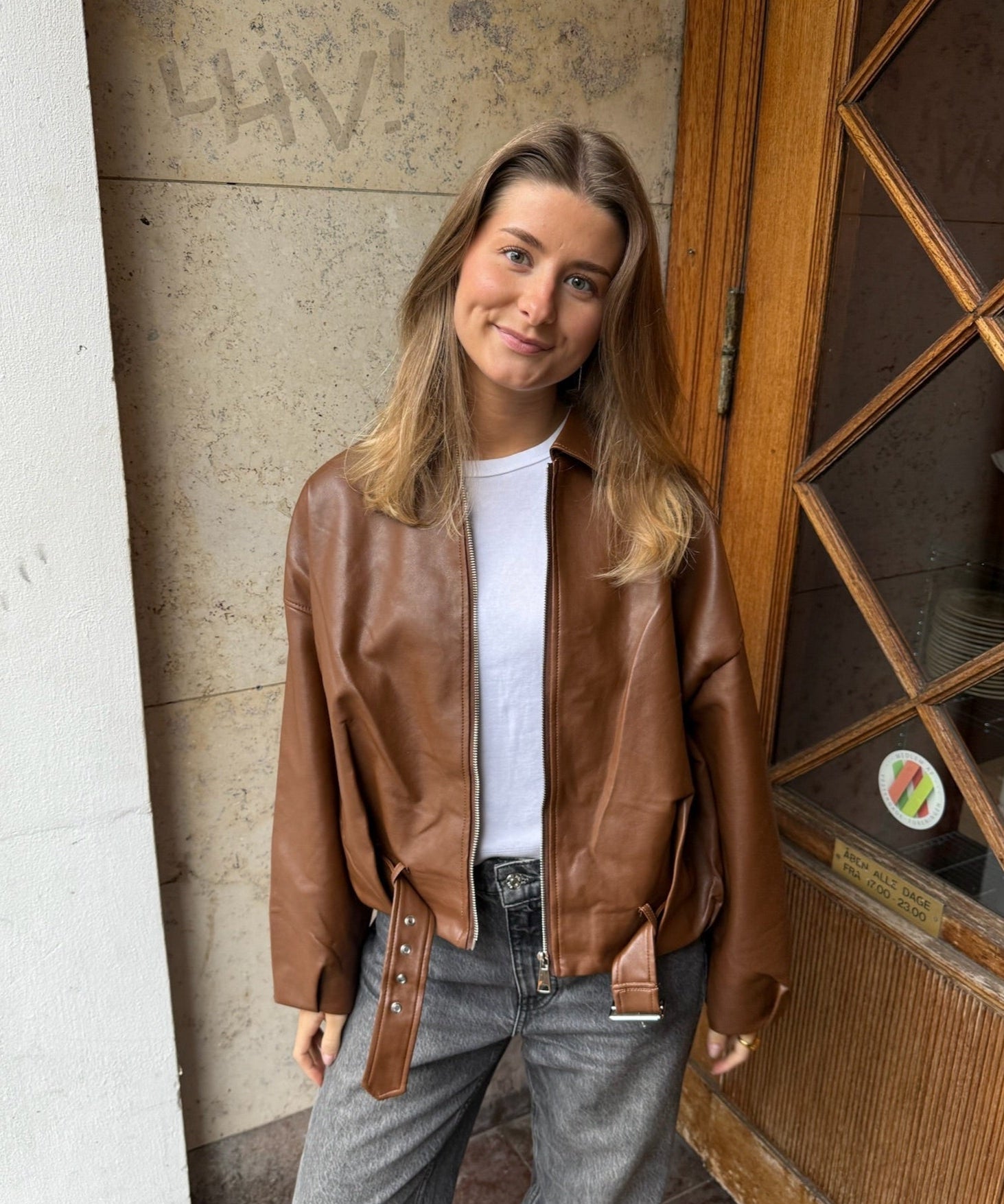 Amira Belted Lædderjakke - Camel - ByStenholt.dk