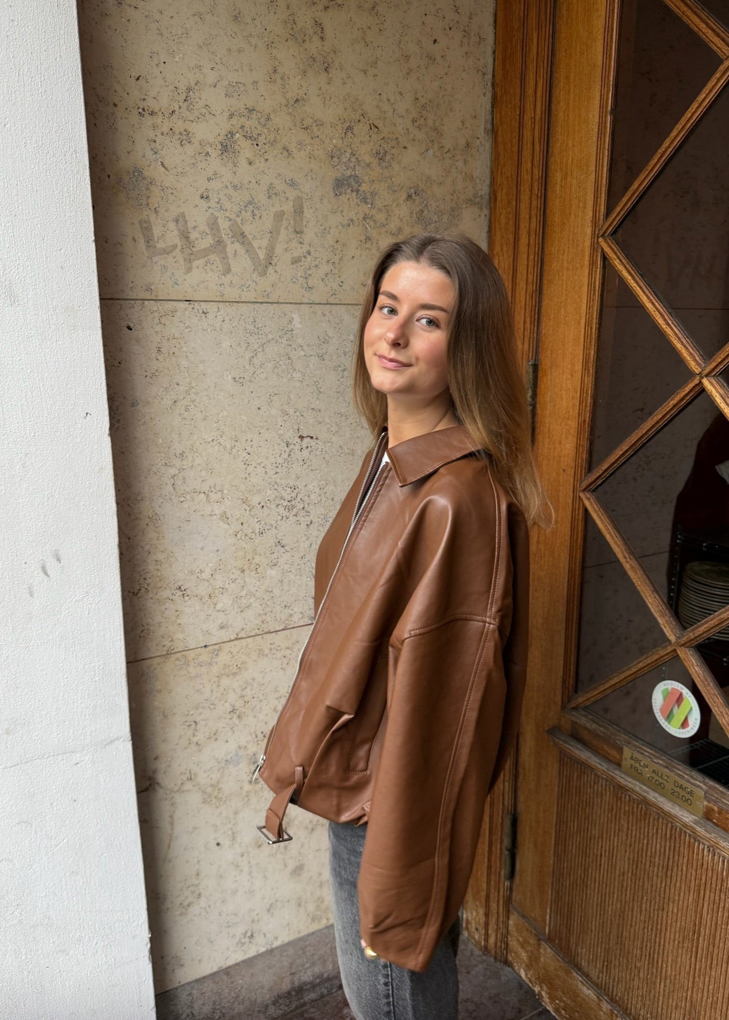 Amira Belted Lædderjakke - Camel - ByStenholt.dk