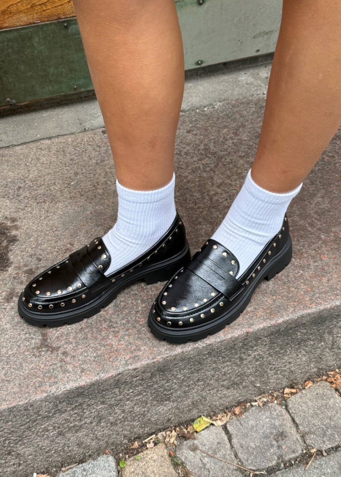 Aria Loafers med Nitter - Sort - ByStenholt.dk