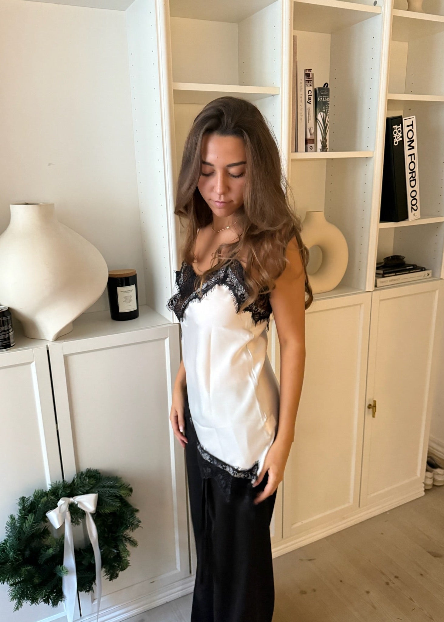 Asymmetrisk Satin Top - Hvid - ByStenholt.dk