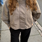 Ava Windbreaker - Taupe - ByStenholt.dk