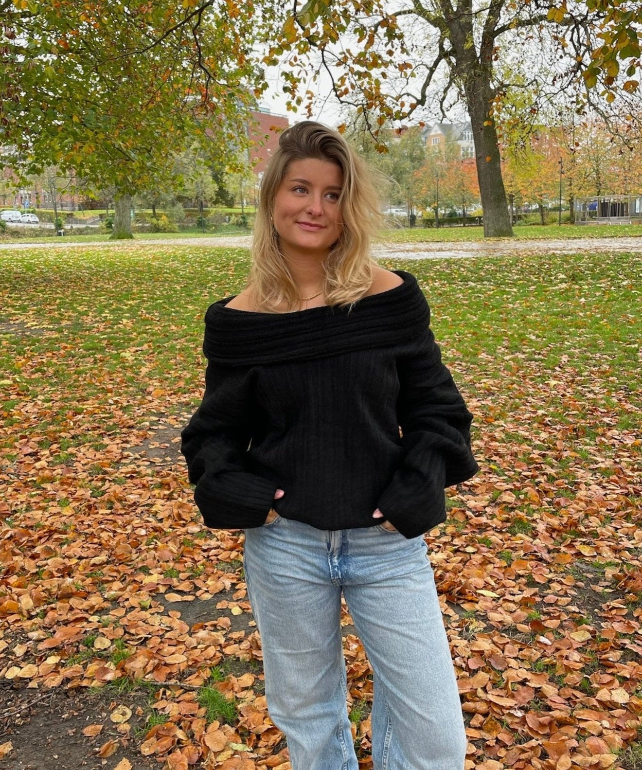 Chunky Off Shoulder Strik - Sort - ByStenholt.dk
