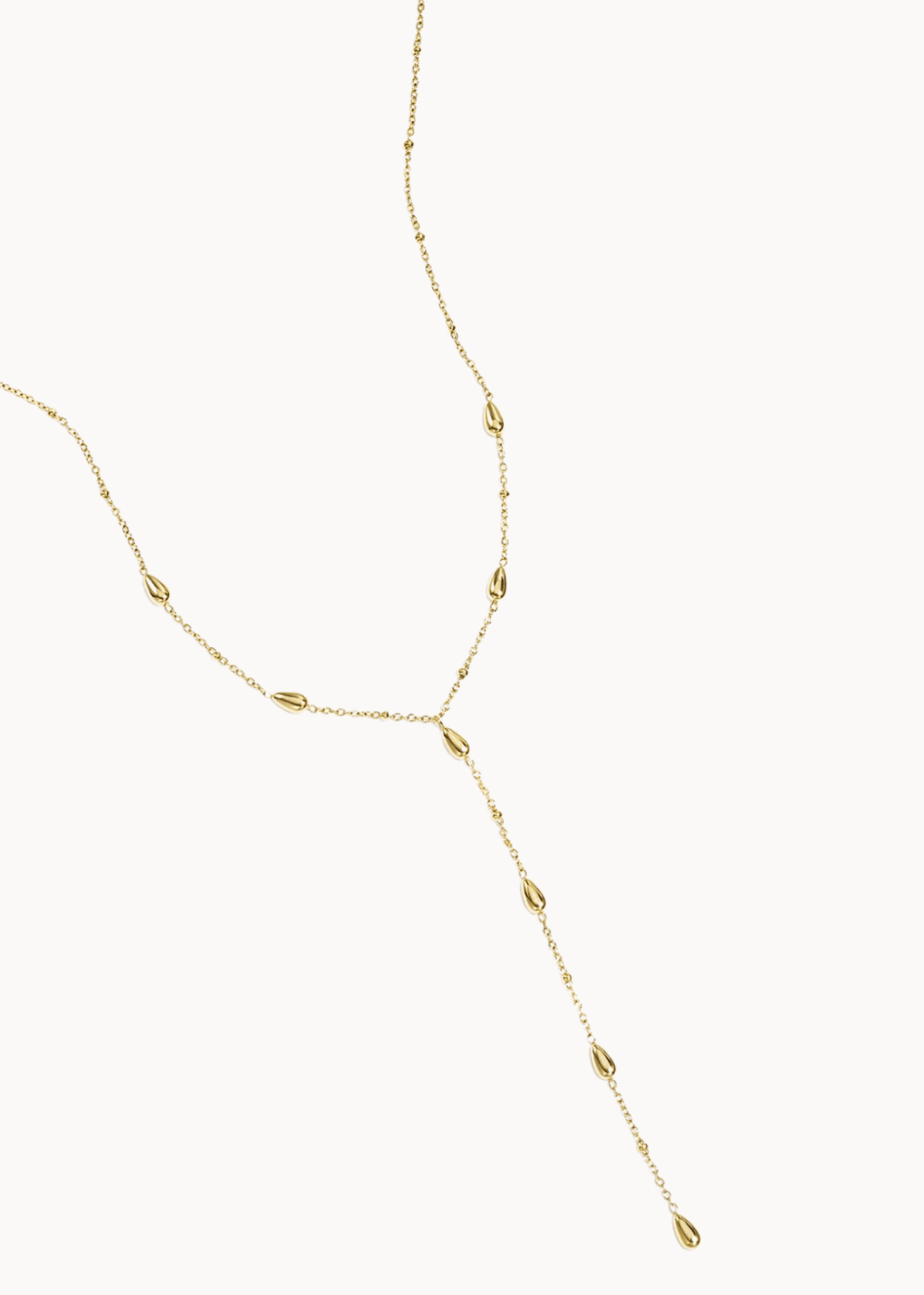 Dråbe Charm Halskæde - Guldbelagt - ByStenholt.dk