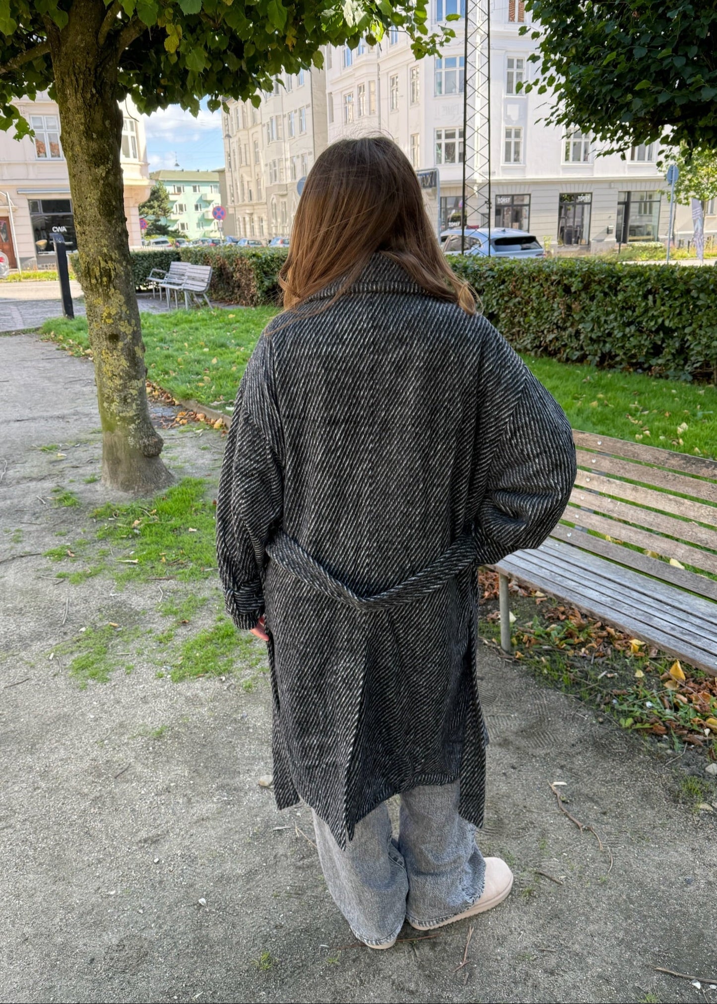 Frida Lang Coat - Sort - ByStenholt.dk