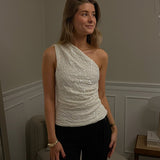 Gia One Shoulder Paillet Top - Creme - ByStenholt.dk