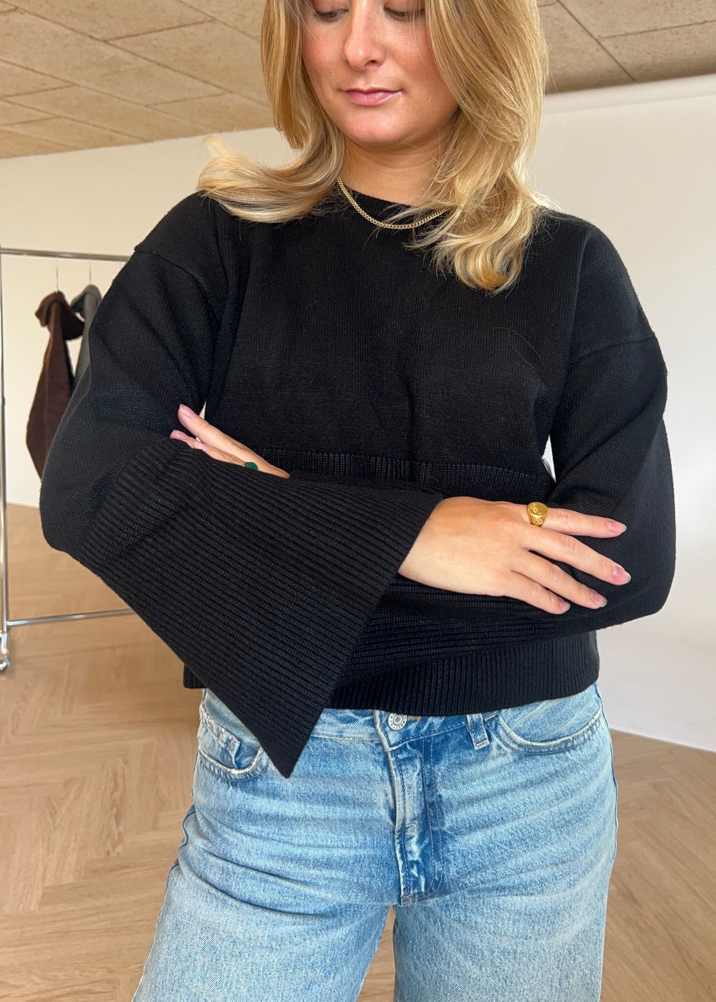 Kamille Strik - Sort - ByStenholt.dk