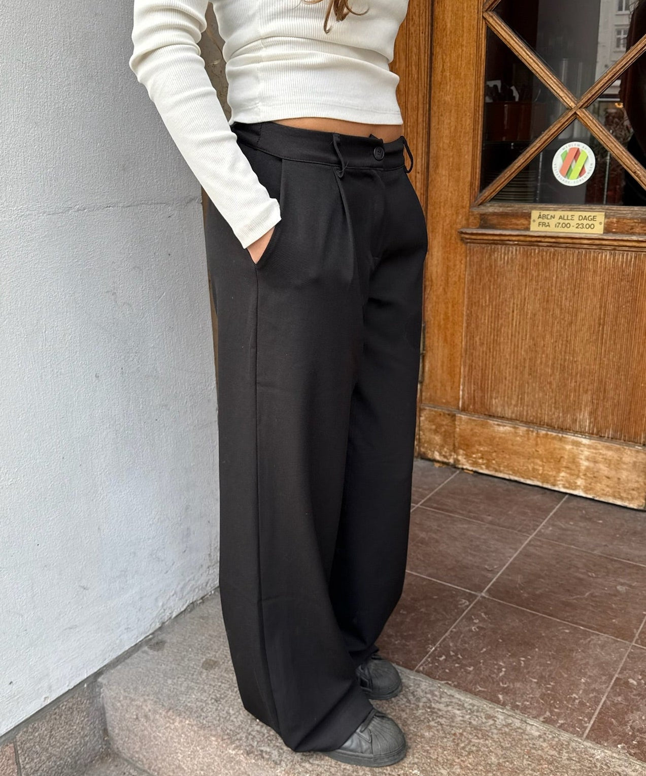 Lara Low Waist Habitbukser - Sort - ByStenholt.dk