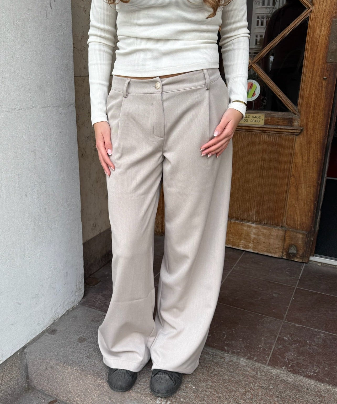 Lara Low Waist Habitbukser - Taupe - ByStenholt.dk