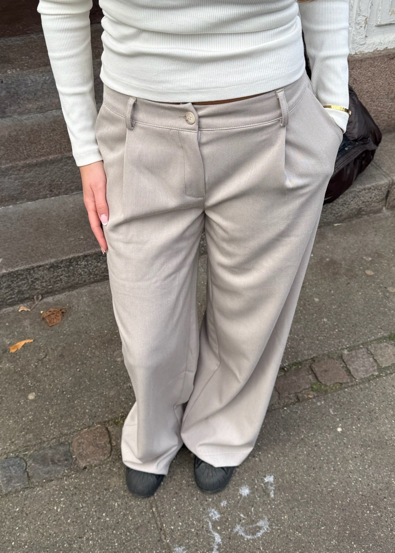 Lara Low Waist Habitbukser - Taupe - ByStenholt.dk