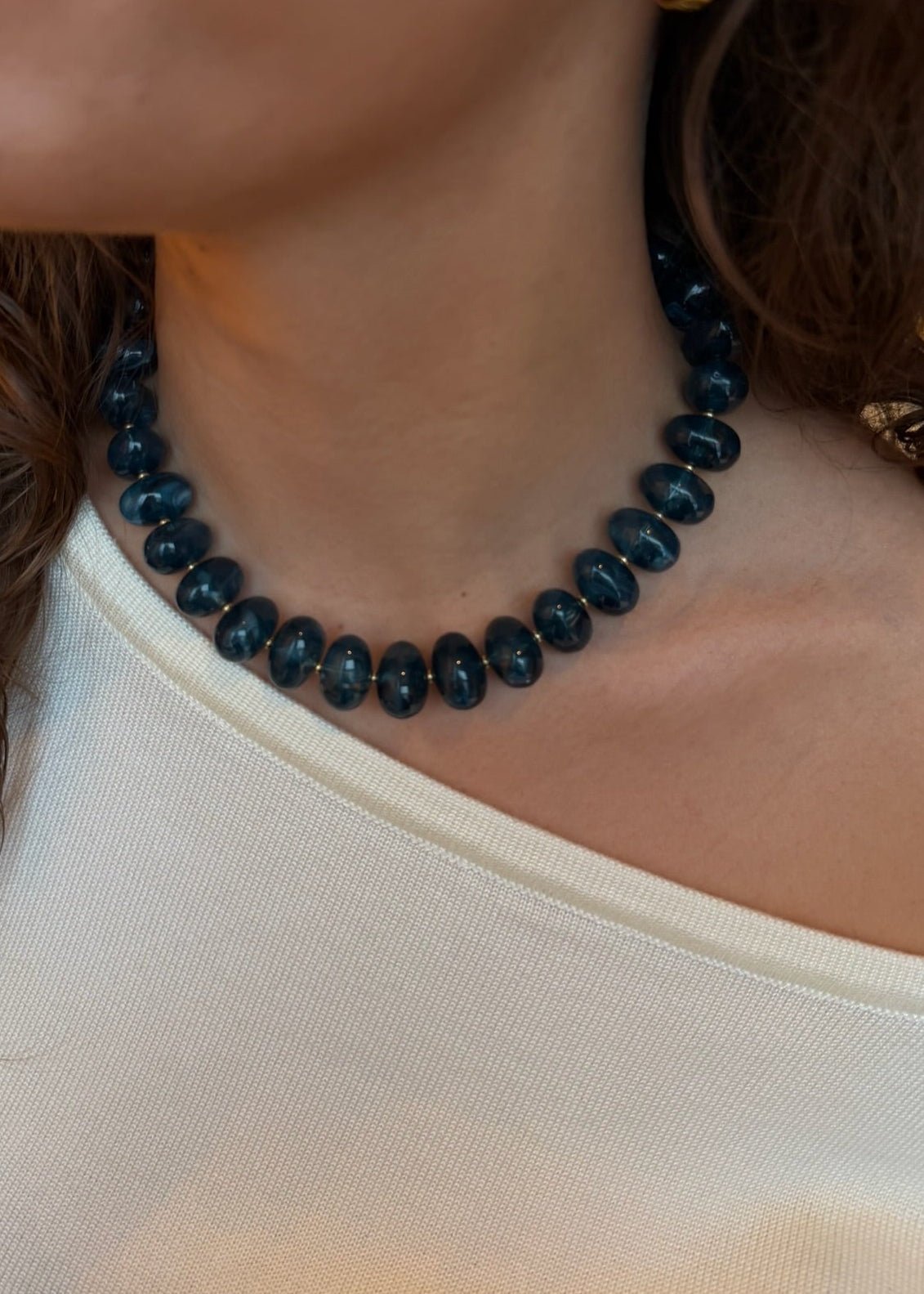 Leah Perlehalskæde - Blå - ByStenholt.dk