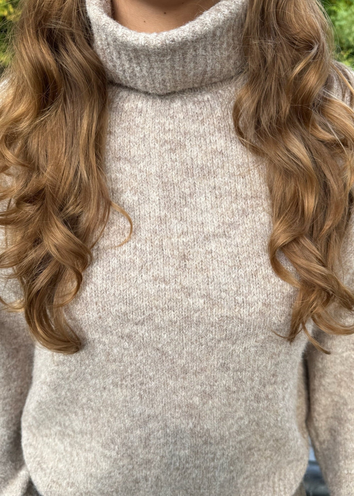 Maya Turtleneck Strik – Taupe - ByStenholt.dk
