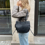 Mila Taske - Sort (Small) - ByStenholt.dk