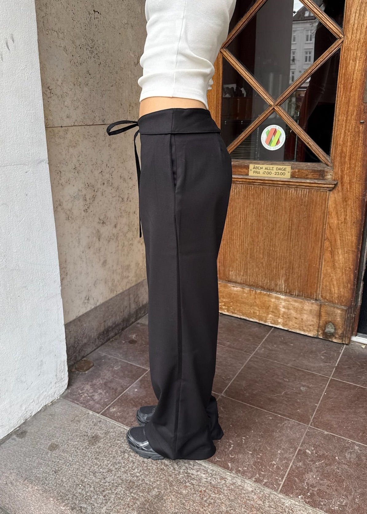 Milu Bukser med Bindebælte - Sort - ByStenholt.dk