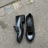 Mira Loafers med Nitter - Sort