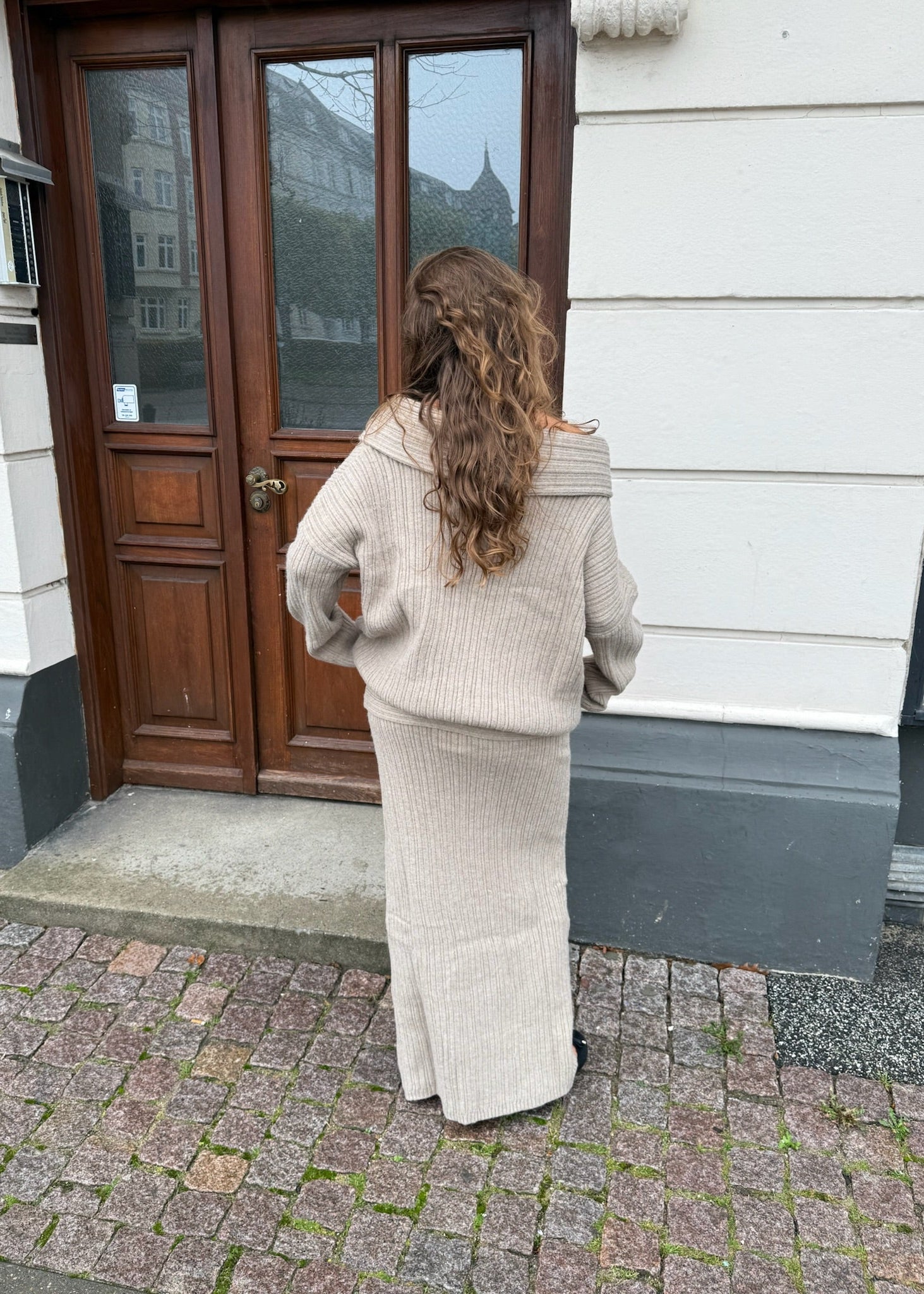 Off Shoulder Strik Sæt - Beige - ByStenholt.dk