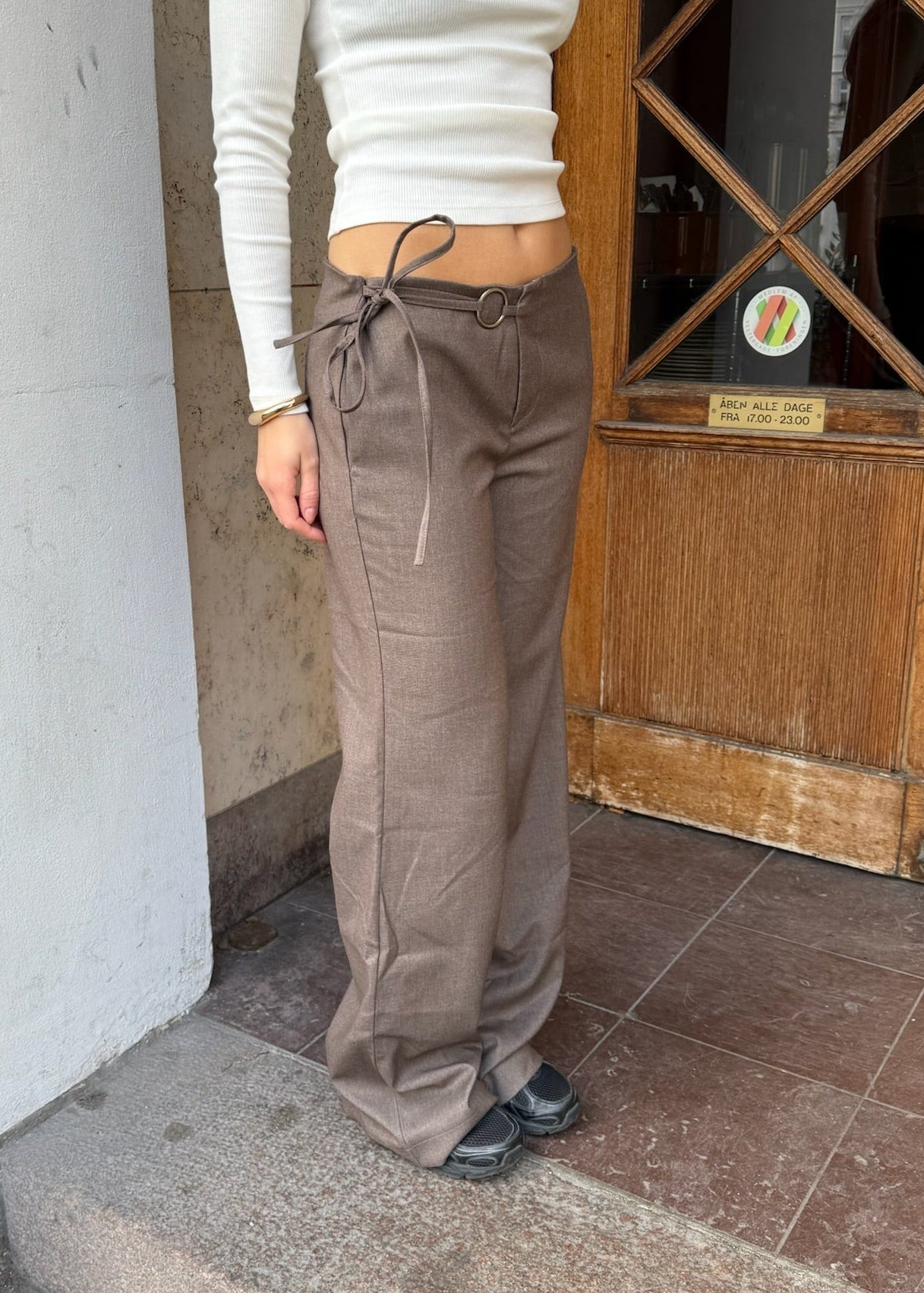 Rio Habitbukser med Metalring - Mørkebrun - ByStenholt.dk