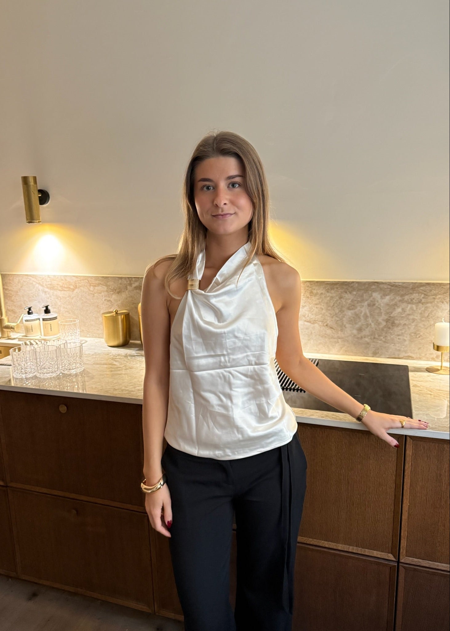 Satin Top med Guldring - Creme - ByStenholt.dk