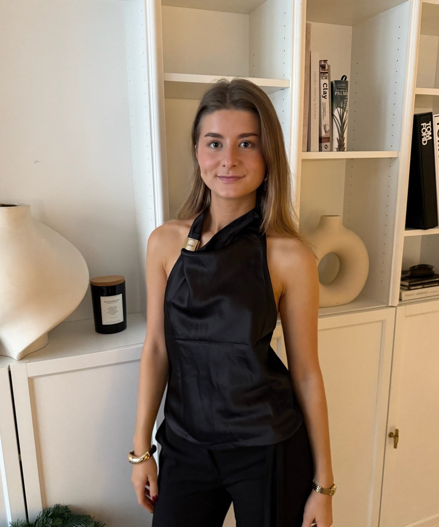 Satin Top med Guldring - Sort - ByStenholt.dk