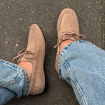 Sila Sejlersko - Suede Taupe - ByStenholt.dk